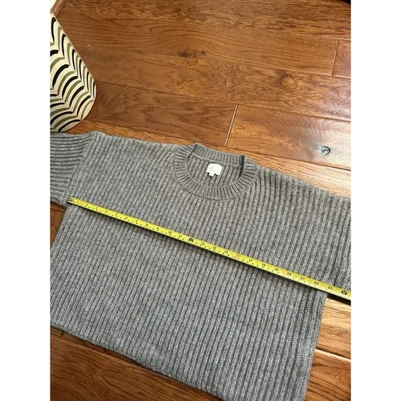 Dee Elly Gray Pullover Sweater Size XS - Picture 7 of 11